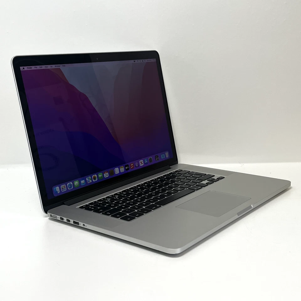 Apple MacBook Pro 15: Intel i7 16GB RAM 512GB SSD Radeon R9 M370X Mid-2015 A1398 - Image 3 of 4