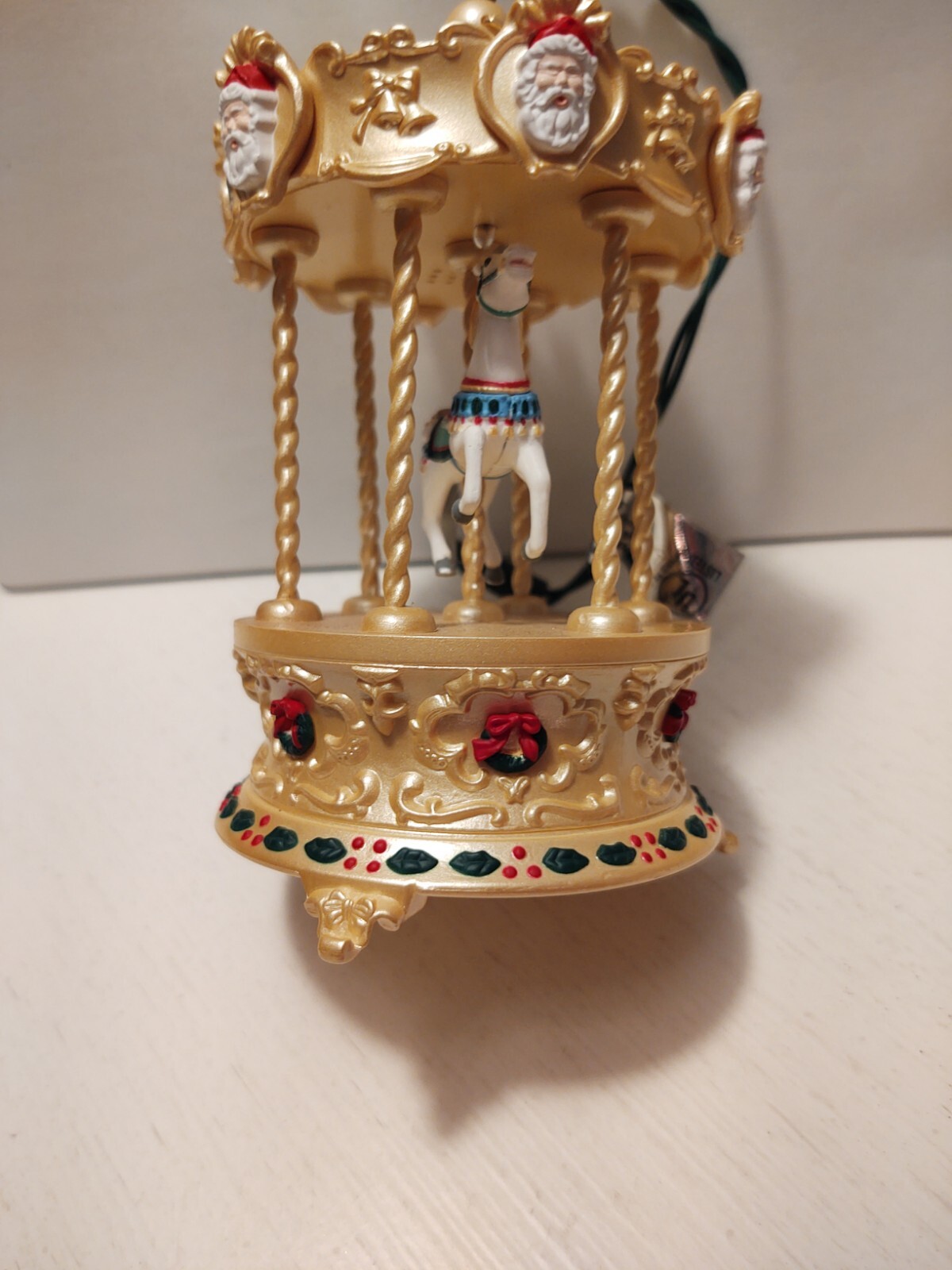 Hallmark Keepsake 1995 Tobin Fraley Holiday Carousel Lights Music Magic Ornament