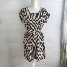NWT Hippie Rose - Black/beige chevron dolman dress, sash, L