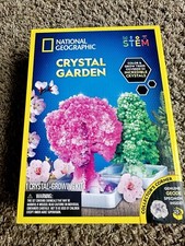 NATIONAL GEOGRAPHIC Crystal Growing Garden Grow Two Crystal Trees