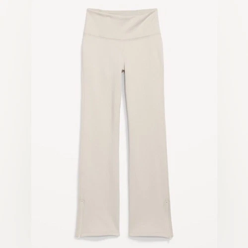 Old Navy NWT Woman's Size XL HR UltraCoze Ivory Fleece Lined Flared Leggings - Picture 1 of 10