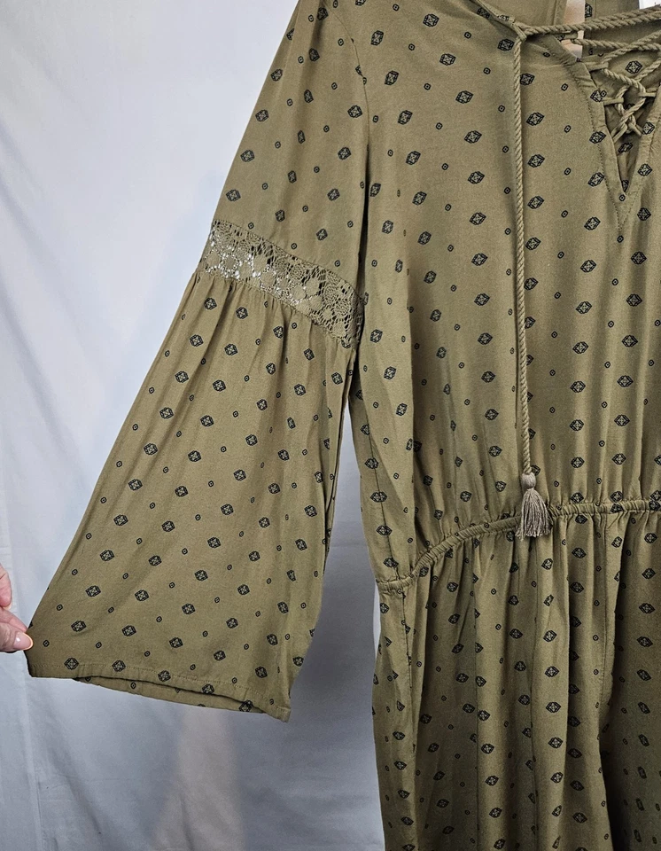 Mameluco Verde Oliva Patrón Diamante Talla Grande Boho Hippie Cottagecore Corbata Frontal  Foto 4 de 4