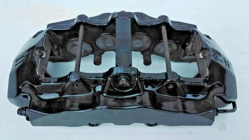 PINZAS DE FRENO DELANTERAS LAMBORGHINI GALLARDO IZQUIERDA Y DERECHA BREMBO 8 PISTONES MONTAJE RADIAL Foto 4 de 4