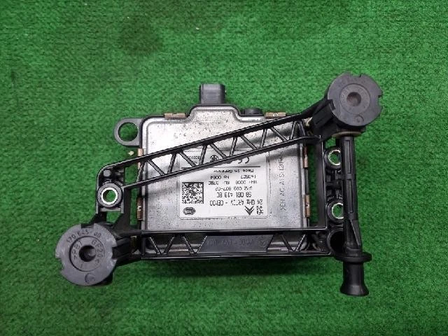 2015 Peugeot 3008 e-HDi другой модуль - Изображение 2 из 4