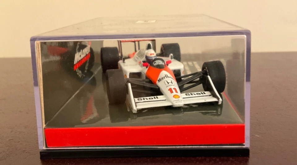 Minichamps 1:43 McLaren MP 4/4 Honda V6 Turbo A. Prost Vice World Champion 1988 - Image 2 of 3