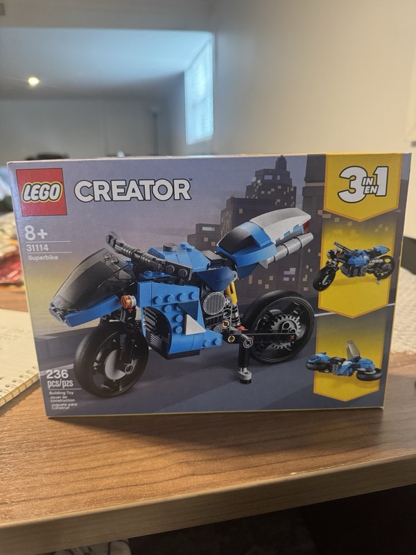 LEGO Creator 3-in-1 Superbike 31114 Building Set - NEW Sealed - 236 Pcs - 2021