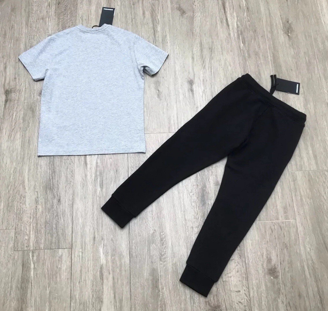 Dsquared2 Joggers  T shirt boys  age 10 years RRP £243 image 8