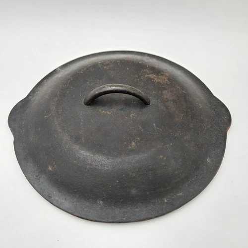 Vintage Lodge USA #8 10-1/2" Cast Iron Skillet Lid Only