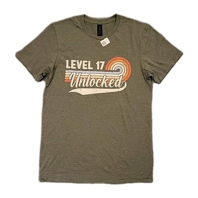 T-Shirt Level 17 Unlocked zum 17. Geburtstag  für Jungen und Mädchen Gr. S NEU