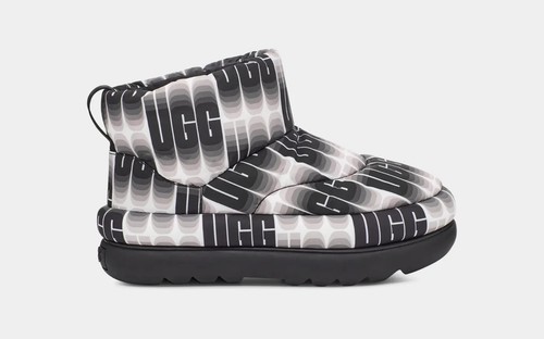 UGG Puffy Short Booties Classic Maxi Wavelength Short Black/White Size 6 NIB - Picture 1 of 7
