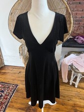Everly Black V-Neck Mini Dress size small