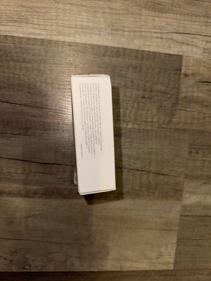 Apple Thunderbolt 5 Kabel (1 m) – MC9C4ZM/A - Bild 3 von 4