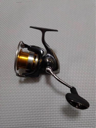 Daiwa 17 Exceler 3012H Used Spinning Reel High Gear Seabass Light Shore Jigging
