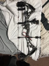 Bowtech Core SR Compound Bow Package Right-Hand Dark Slate 70#Draw Weight