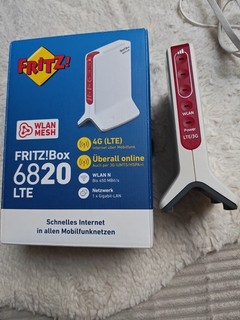 Fritz Box 6820 LTE Gebraucht Original Karton und Zubehör Top Zustand