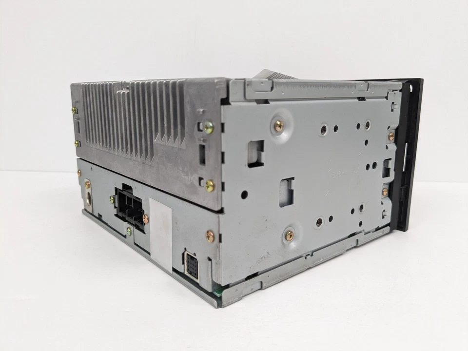 2000-2001 Suzuki Esteem AM FM Radio Receiver Dash Stereo CD Player PS-23751 Foto 3 de 4