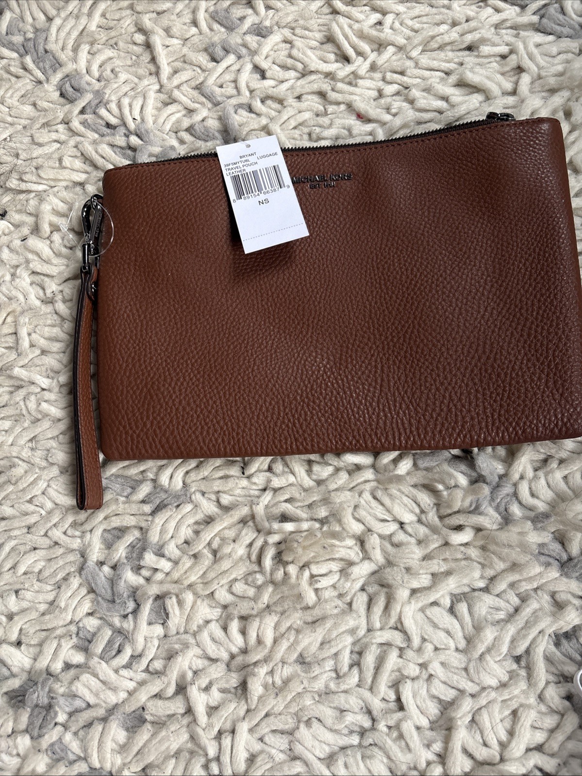 Borsa da viaggio Michael Kors unisex in pelle marrone nuova con etichette prezzo consigliato £ 165