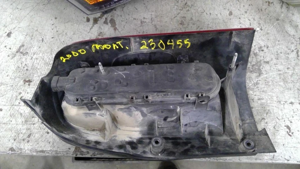 Luz trasera izquierda del conductor para 97-05 VENTURE 609950 Foto 2 de 4