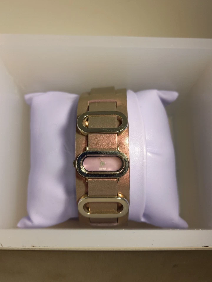 Reloj Pulsera Storm Snazzy Cuero Púrpura Metálico en Caja - Necesita Reemplazo de Batería Foto 2 de 4