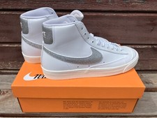 NIKE W BLAZER MID 77 ESS WHITE METALLIC SILVER SHOES NEW wBOX UNISEX sz 10.5 MEN