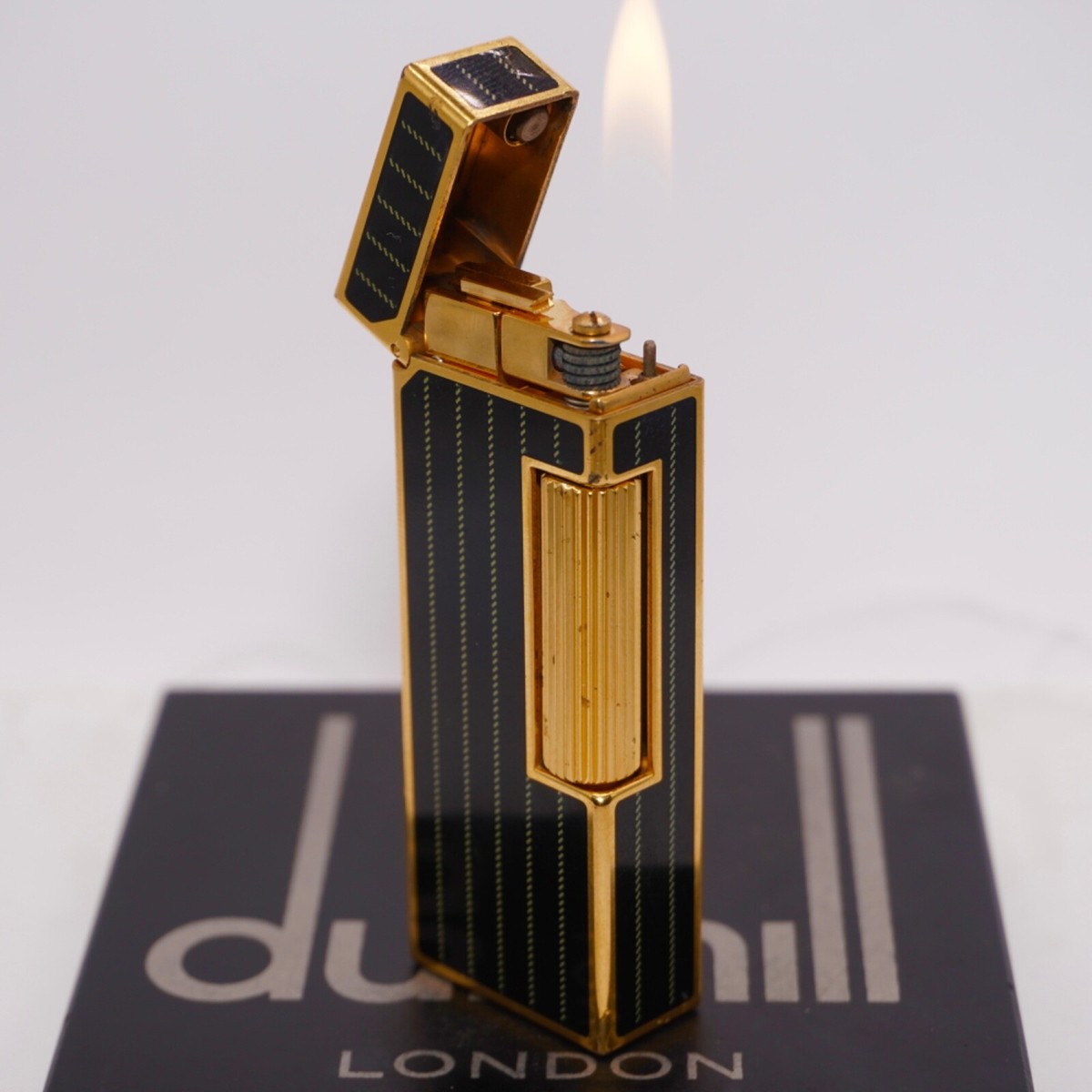 Dunhill Lighter BLACK Enamel Gold stripe