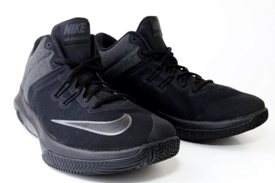 nike air versatile 2 nbk