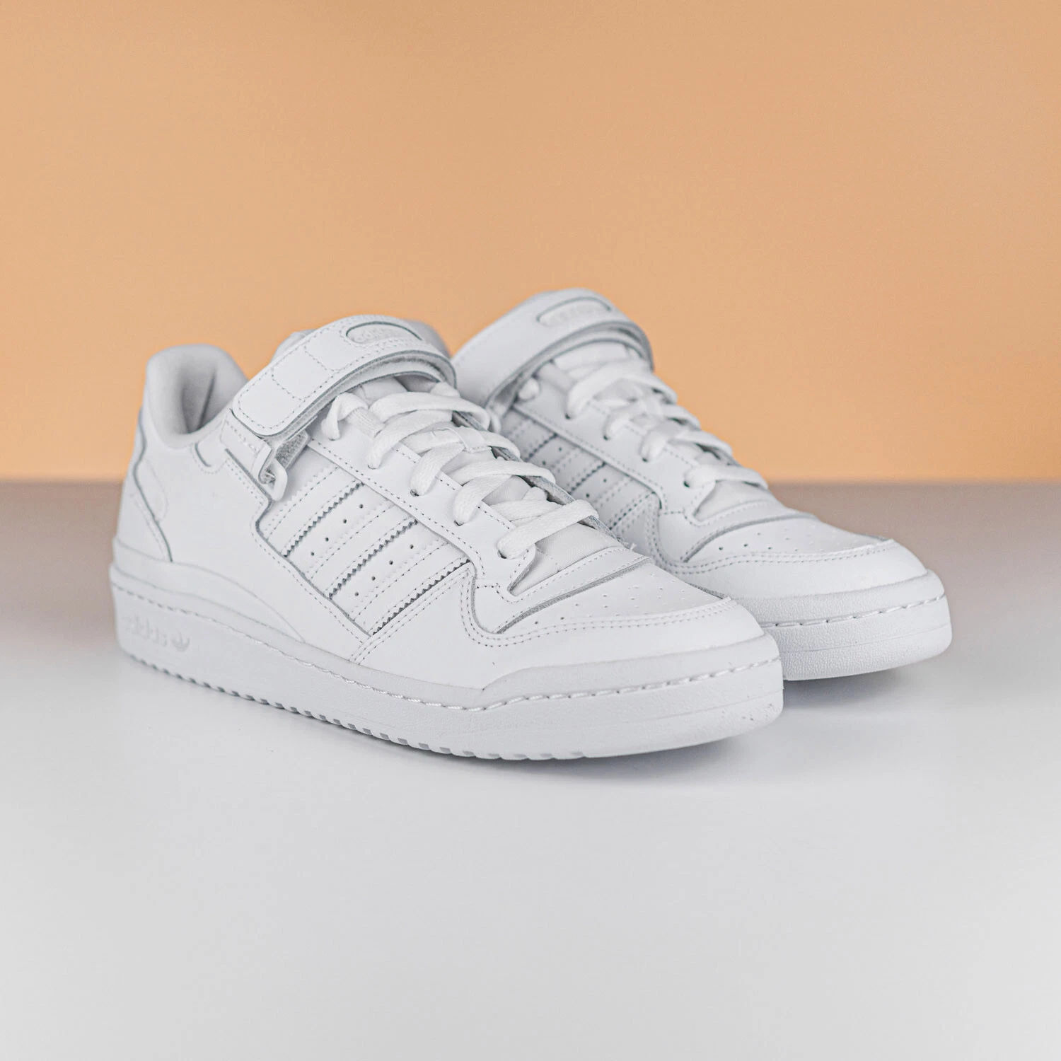 adidas Forum Low FY7755 Triple White Trainers UK Sizes – Leather – New Boxed