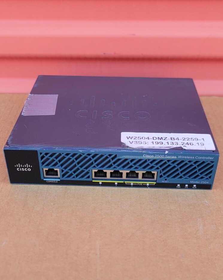 新品、未開封　CISCO WLAN 2500 Series Controller Cisco WLAN 2500 Series Wireless Controller AIR-CT2504-K9 V01 - NO