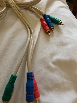 10 FOOT 3 CABLE AUDIO/VIDEO SET