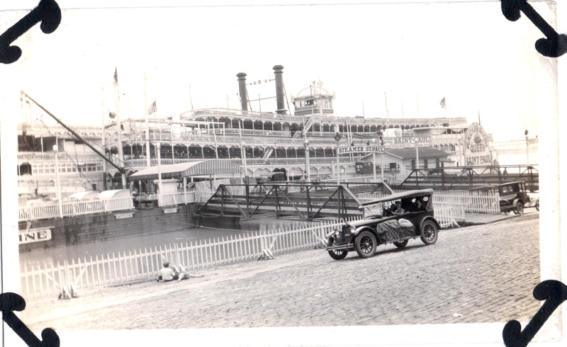 VINTAGE PHOTOGRAPH CARS PADDLEWHEELER FERRY BOAT BRIDGE ST. LOUIS MISSOURI PHOTO