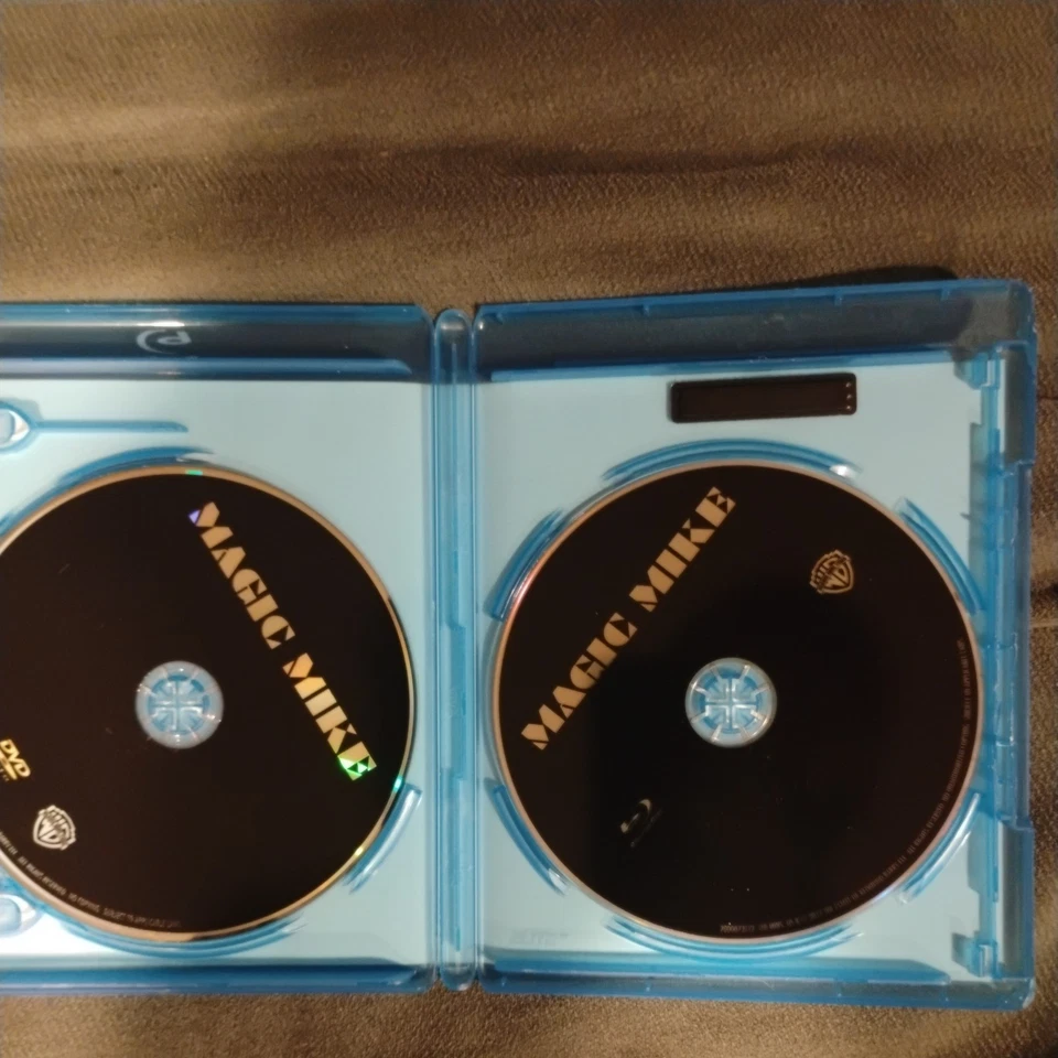 Magic Mike (Blu-ray, 2012) - Image 3 of 3