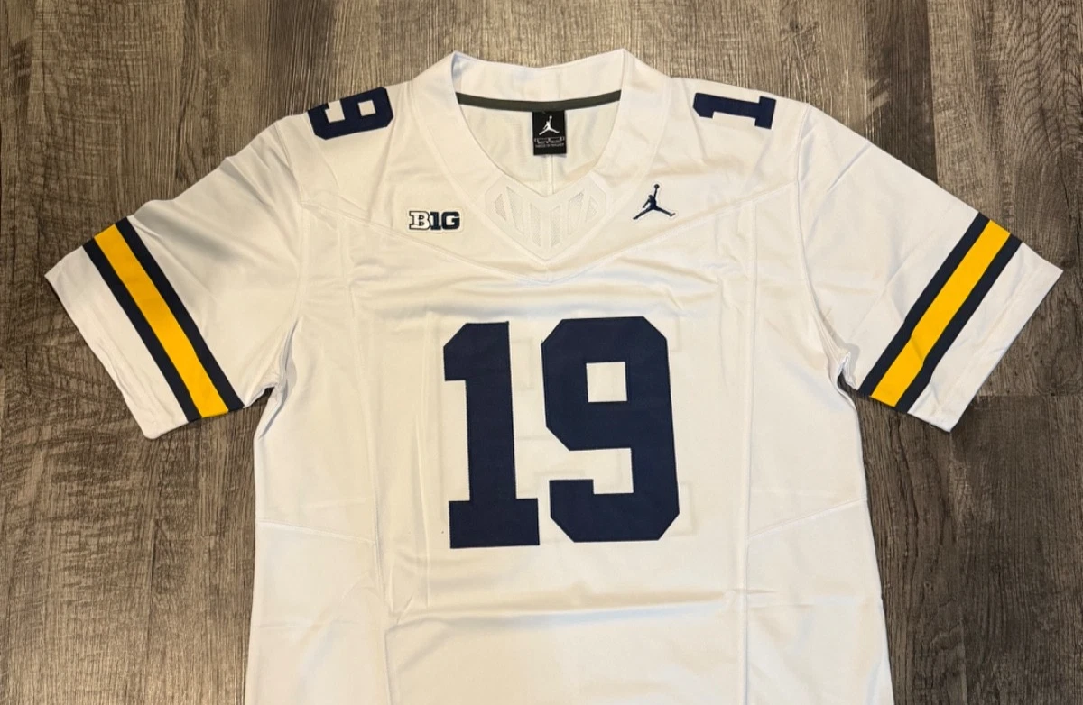 NCAA ミシガン大学 ウルバリンズ ユニフォーム【2XL】 Preços baixos em Camisas da NCAA Michigan Wolverines Tamanho 2XL