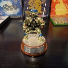 Leonardo 5th Anniversary Collector Turtle TMNT 1992 Playmates Action Figure