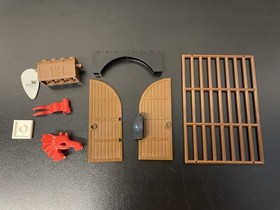 Lego Castle 6082 Fire Breathing Fortress PARTS LOT