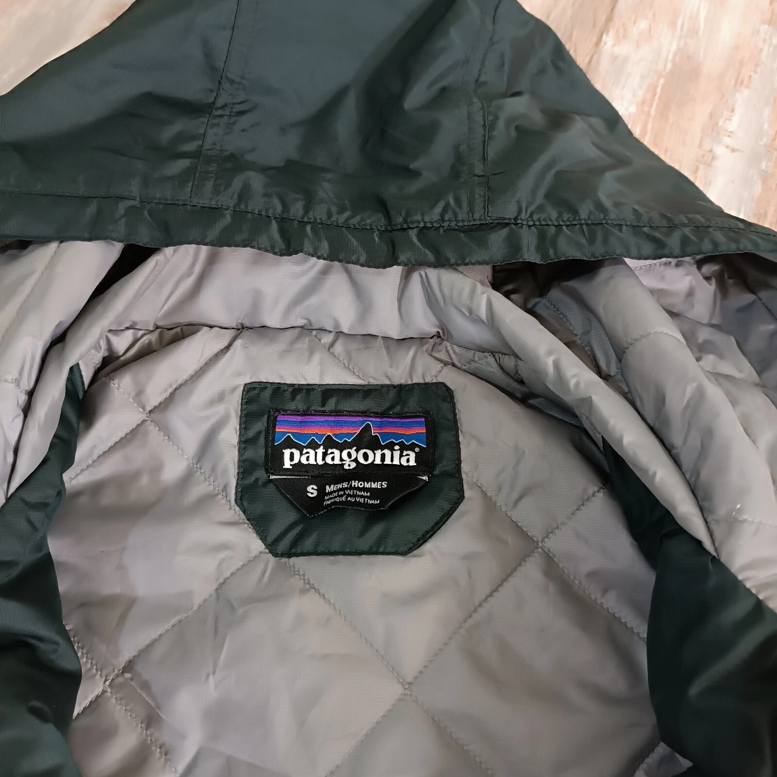 patagonia primaloft full zip jacket