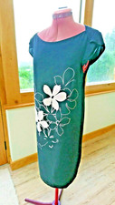 JAEGER-LONDON-BLACK SILK SHIFT DRESS-FLOWER DESIGN-PETAL CAP SLEEVE-WORN ONCE-14