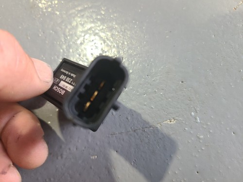 SEADOO OEM MAP SENSOR PRESSURE MANIFOLD RXP RXT GTI GTX GTR GTS Wake 420274057 - Picture 8 of 8