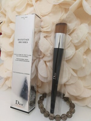 dior brush foundation