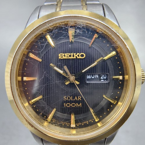 Seiko Solar Watch Women 28mm Blue Dial Two Tone Daydate Round READ!!!! V138-0AB0 - Picture 2 of 11
