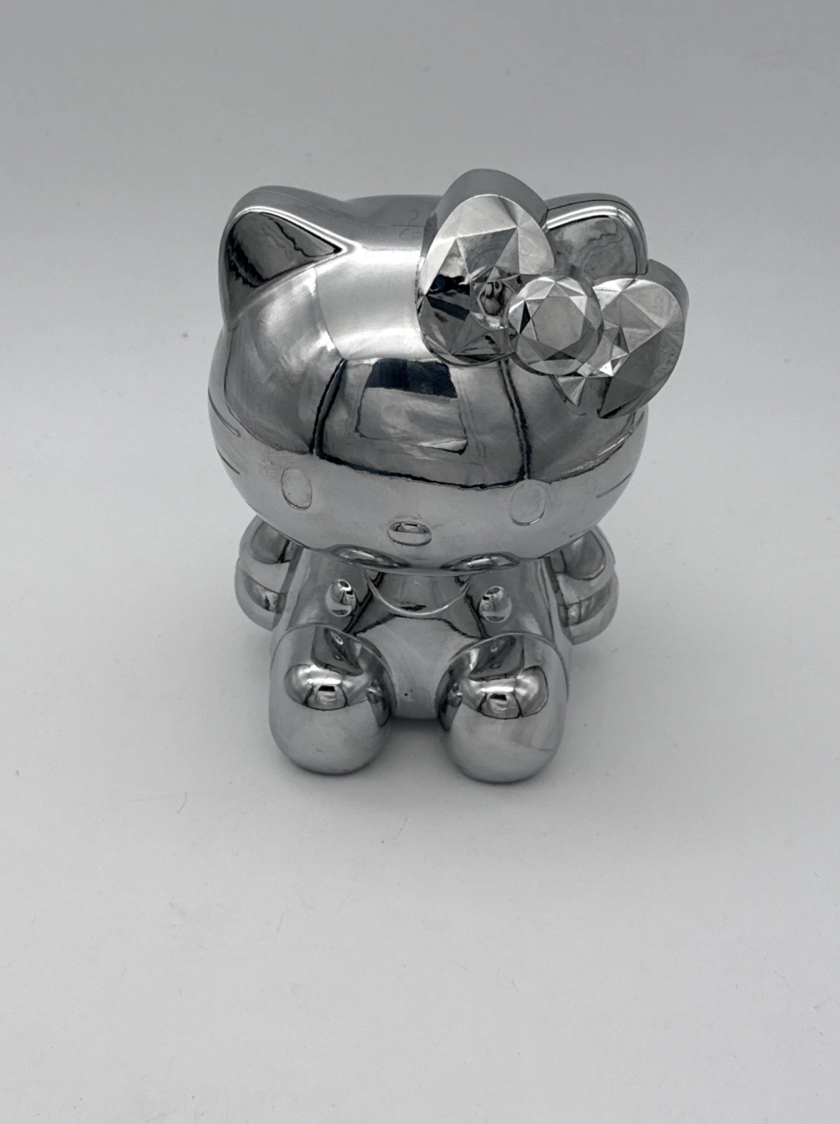 Sephora HELLO KITTY Makeup Brush Holder Chrome 2010 No Brushes Figure Only