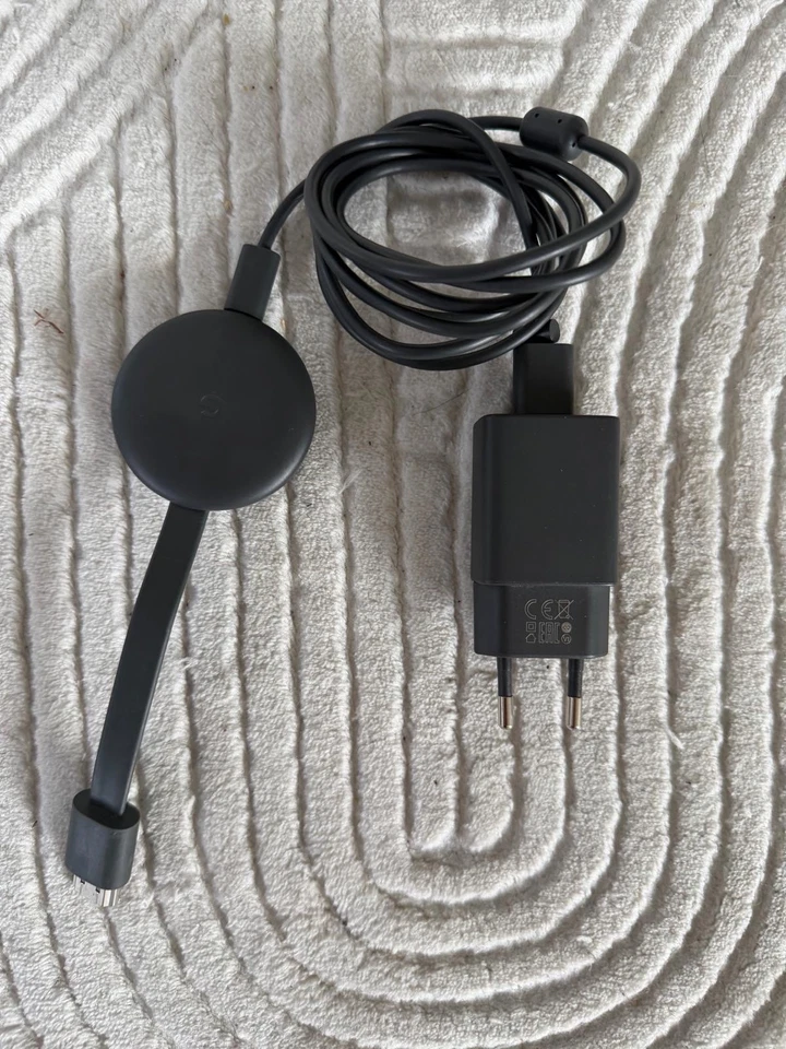 Google Chromecast HD Android Streaming Stick - Stream On, WLAN, YouTube - Bild 1 von 1