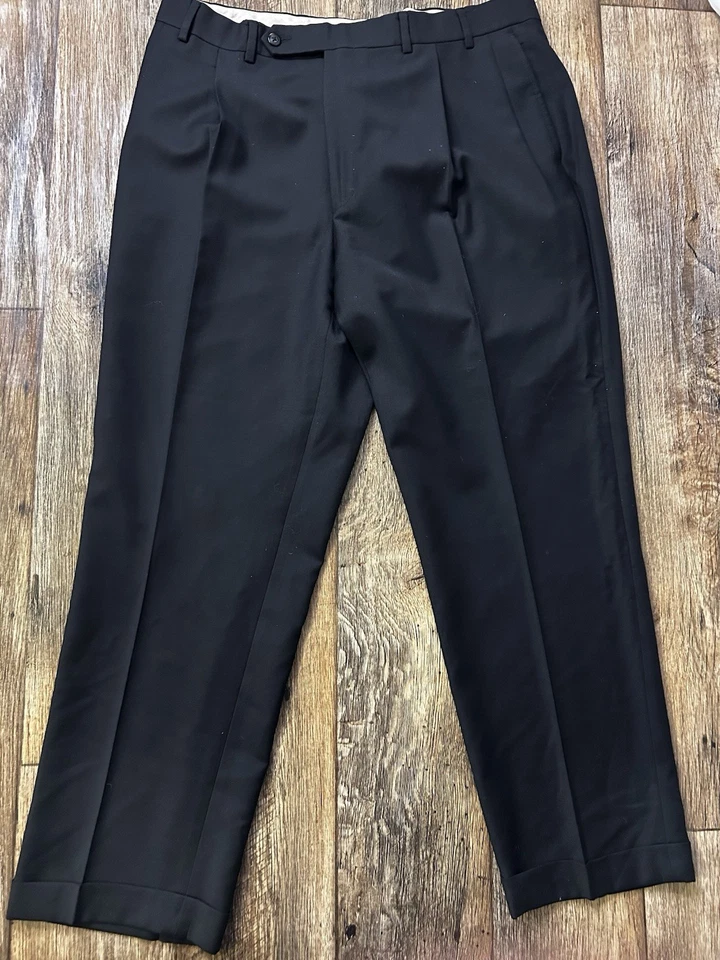 Pantalones de vestir Nautica para hombre negros 38x30 lana plisada frontal Foto 3 de 4