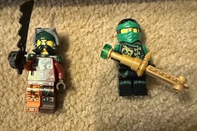 LEGO NINJAGO Sky Shark Lot, 70601 With Minifigures Plus 9440 Venomari Shrine