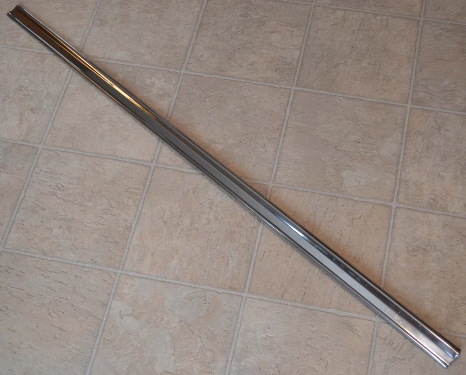 Moldura de moldura de puerta derecha Ford 1954 de 2 puertas, Crestline Victoria Sunliner Skyliner Foto 2 de 4