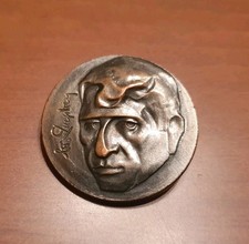 ARMENIA ARMENIAN POET CHARENTS WRITER BADGE PIN PINBACK MEDAL USSR LITERATURE