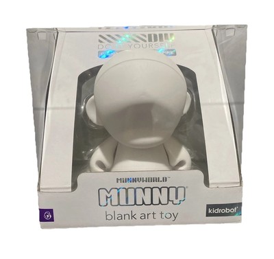 Munny Kid Robot Munnyworld White Blank Art Toy Draw Paint DIY 2022 7  NIBOS 15+