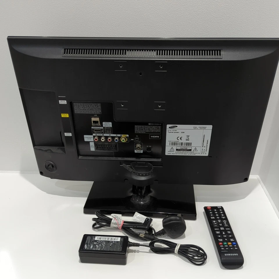 Samsung UE22F5000AK 22" LED TV Monitor 1080p with Freeview HD, 2x HDMI - Image 2 of 3