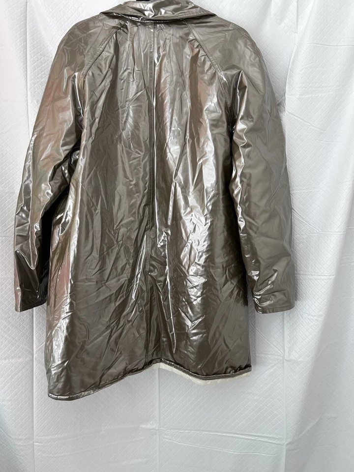 Impermeable Totes dorado mediano para mujer Foto 2 de 4