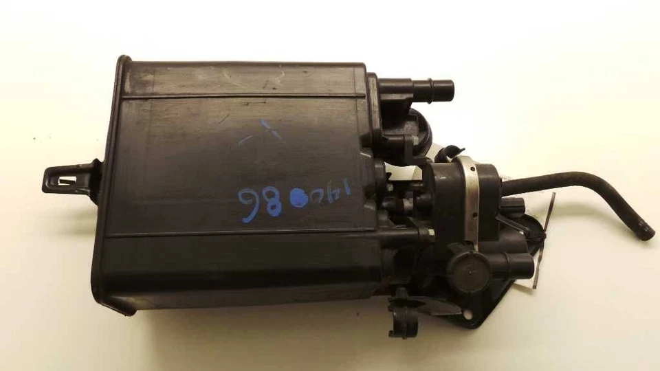  2009 TOYOTA COROLLA Fuel Vapor Canister 77740-02130 - Image 2 of 4