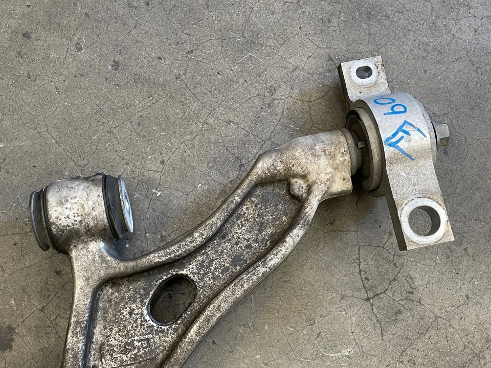 Brazo de control inferior delantero izquierdo del conductor 15 16 17 18 Lexus RC350 TRACCIÓN TRASERA 1609 OEM Foto 3 de 4